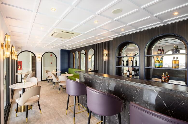 Eastin Hotel Vientiane