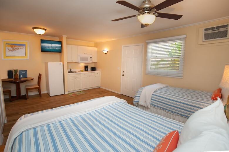 Cedar Cove Resort And Cottages