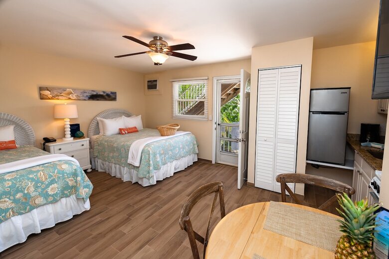 Cedar Cove Resort And Cottages