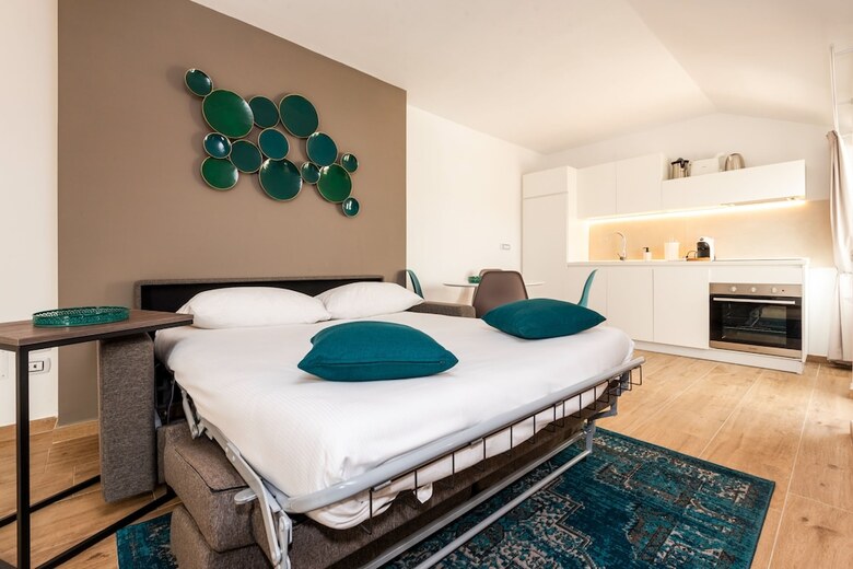 Aurelia Antica Suites & Apartments