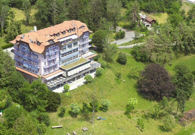 Hotel H�tel Pr�alpina