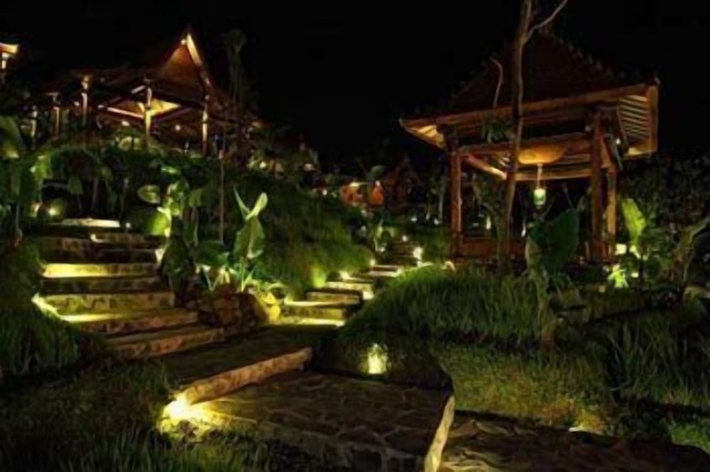 Jadul Adarapura Resort & Spa
