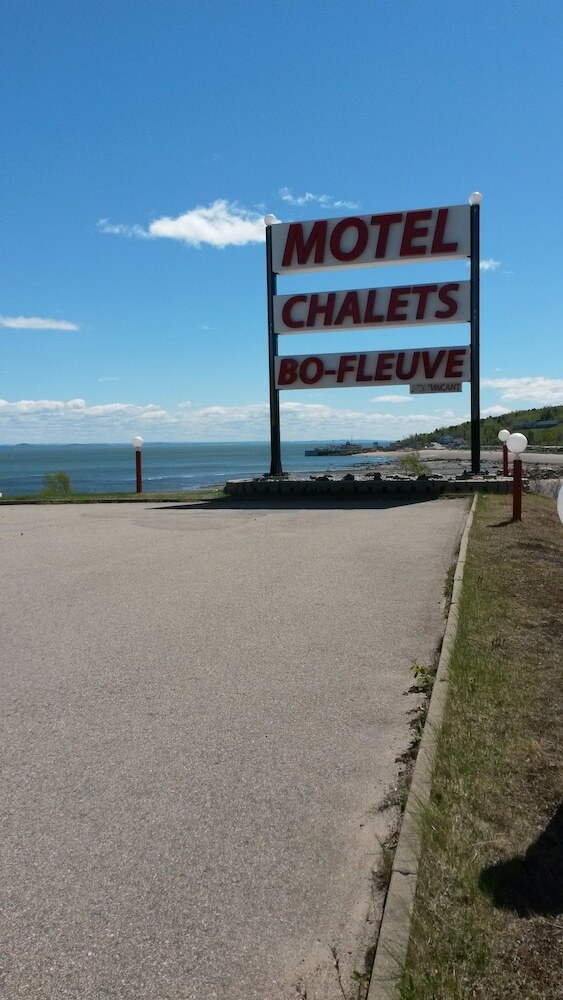 Hotel Motel Les Chalets Bo-fleuve