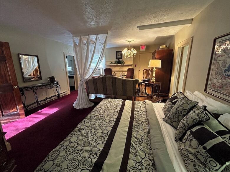 Bed & Breakfast Boggs Mansion