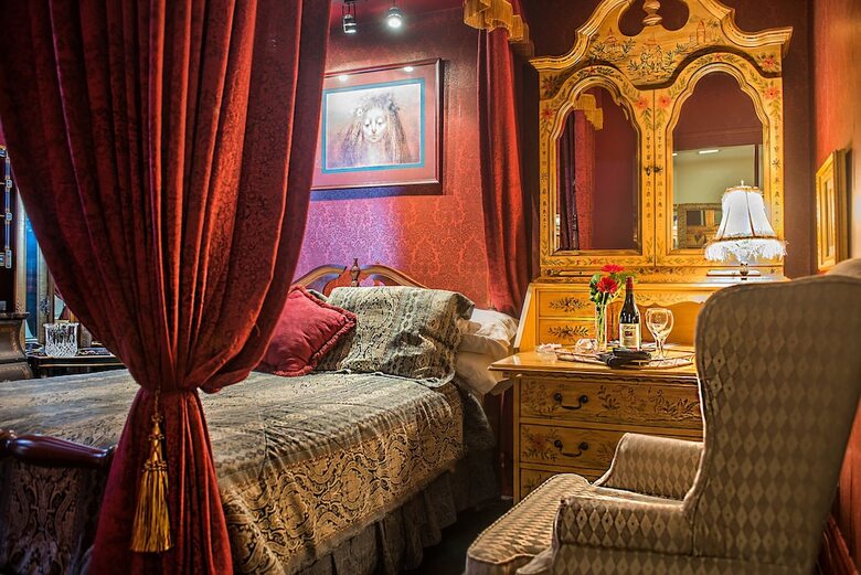 Bed & Breakfast Boggs Mansion