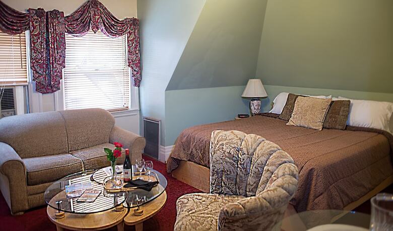 Bed & Breakfast Boggs Mansion