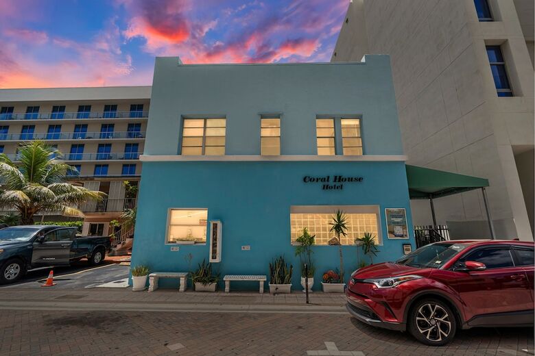 The Coral House Motel