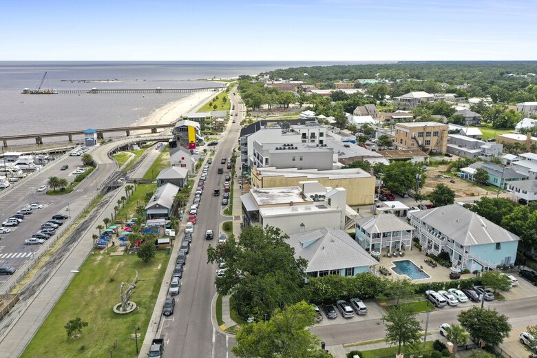 Hotel Bay Town Inn