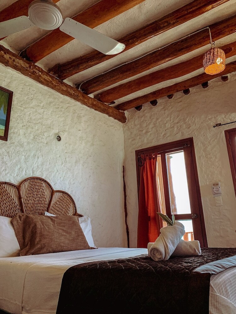Hotel Golden Paradise Beach