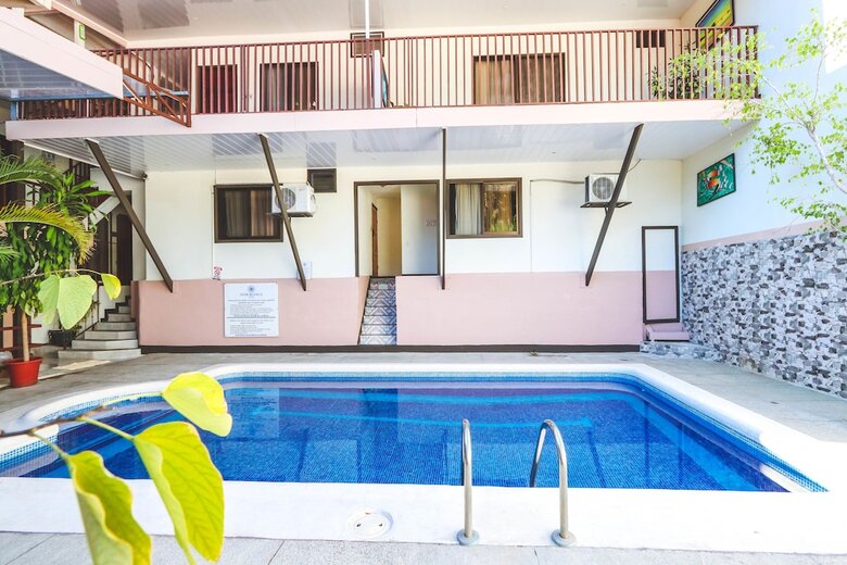 Hotel Flor Blanca