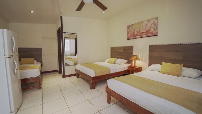 Hotel Flor Blanca