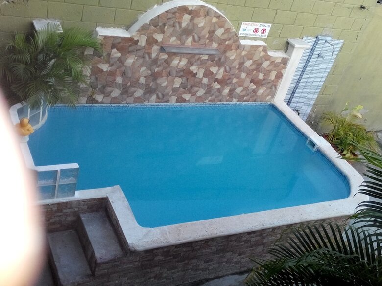 Hotel Cabinas Madeleine