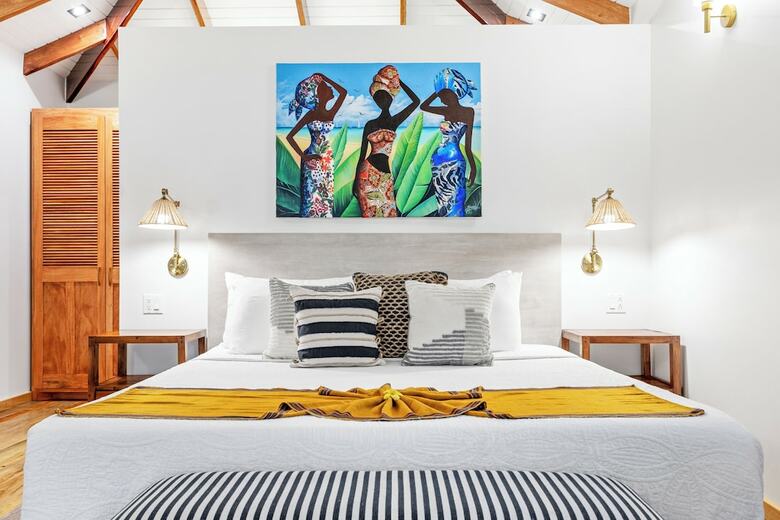 Coconut Row Boutique Hotel