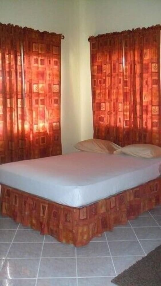 Summers Inn