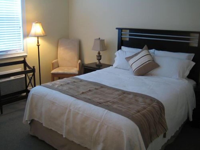 Bed & Breakfast Orchid Inn And Ginger Restaurant