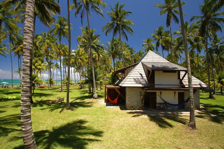 Pontal Dos Carneiros Beach Bungalows