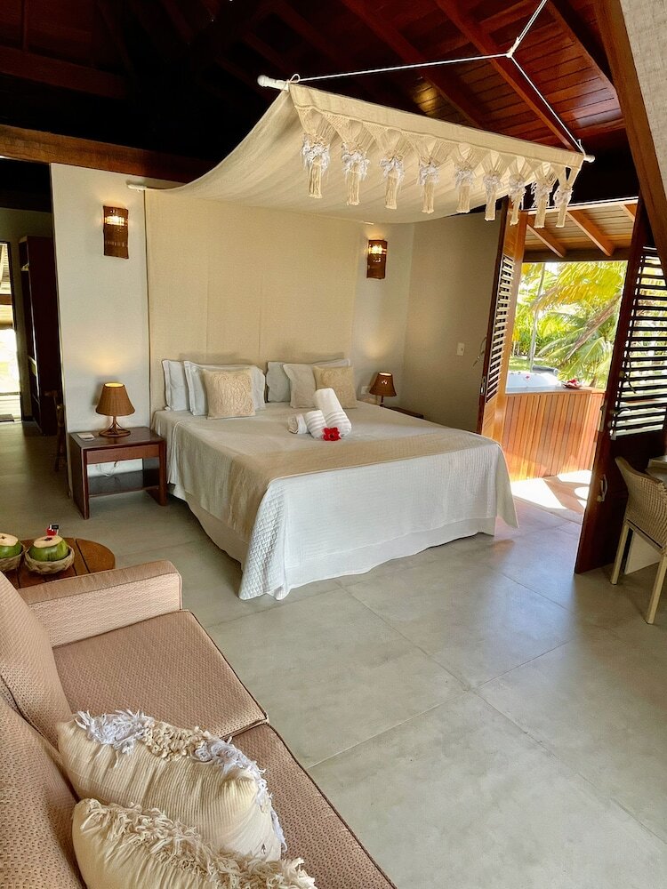 Pontal Dos Carneiros Beach Bungalows