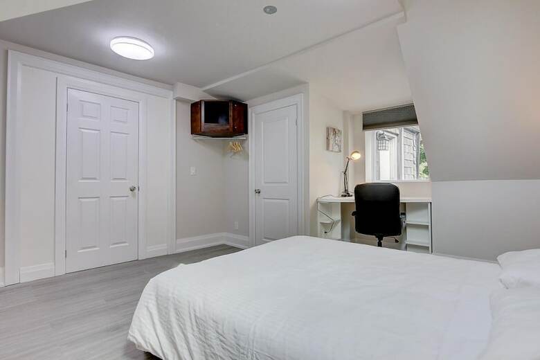 Spadina Guesthouse