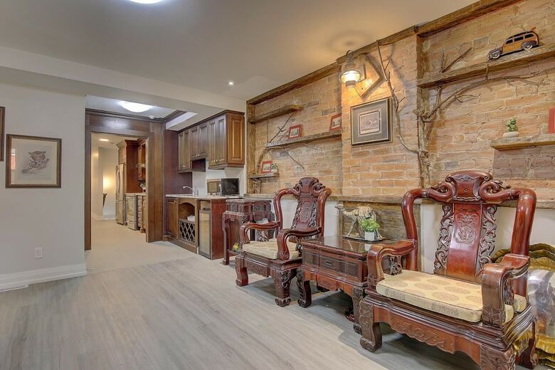 Spadina Guesthouse