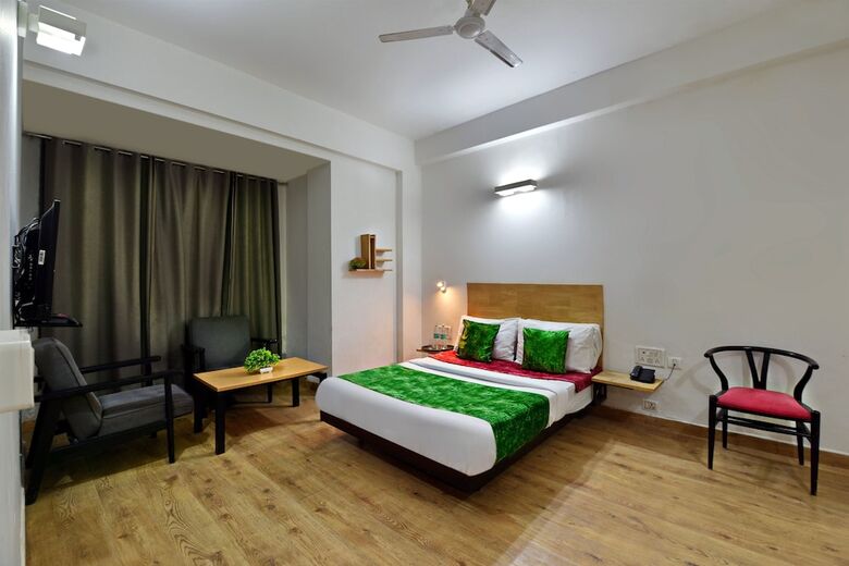 Hotel Admire Inn Sector-51 By Aspl