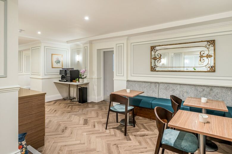 Posada The Princes Square Hotel
