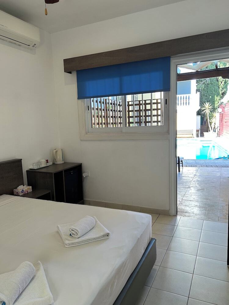 Hotel Elena Boutique Residence