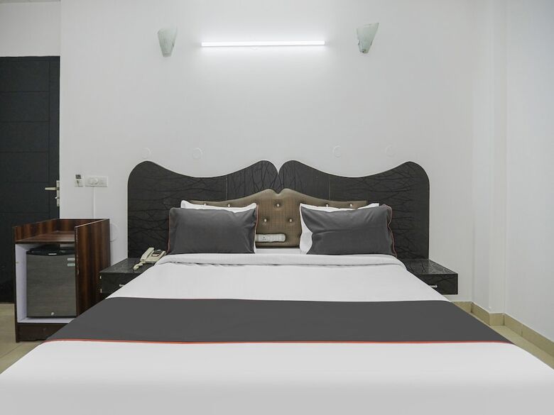Hotel Dormy Villa By Dreamz Hospitality