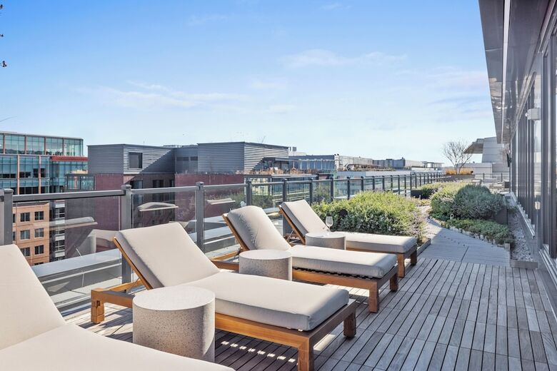 Aparthotel Coda On Half, A Placemakr Experience - Navy Yard