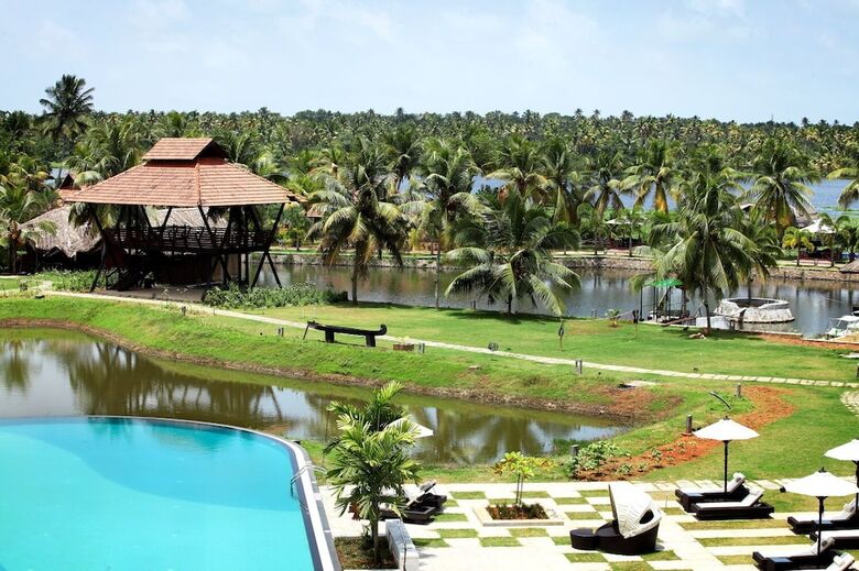 Plumeria Lake Resort & Spa