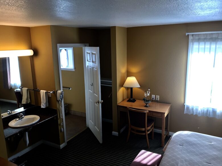 Hotel Chardonnay Lodge