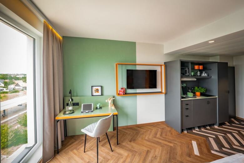 Loginn Hotel Berlin Airport