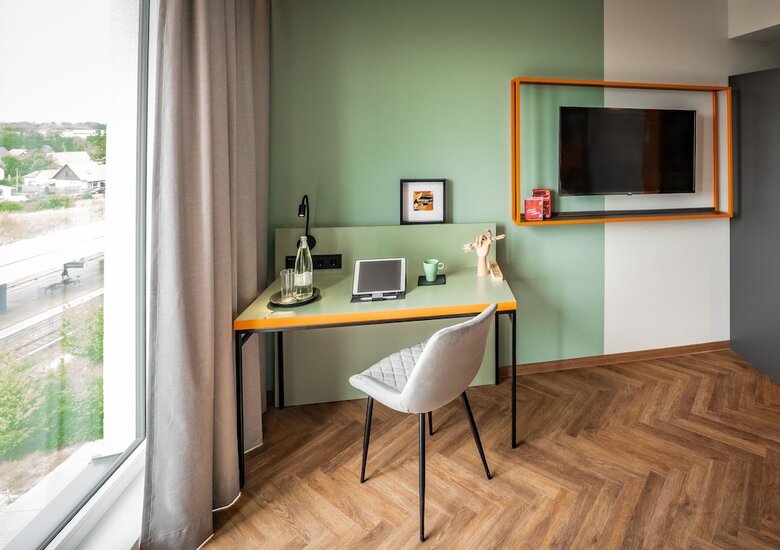 Loginn Hotel Berlin Airport