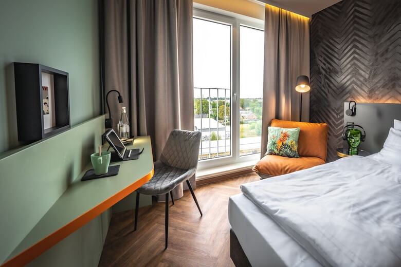 Loginn Hotel Berlin Airport