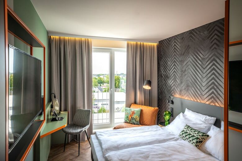 Loginn Hotel Berlin Airport