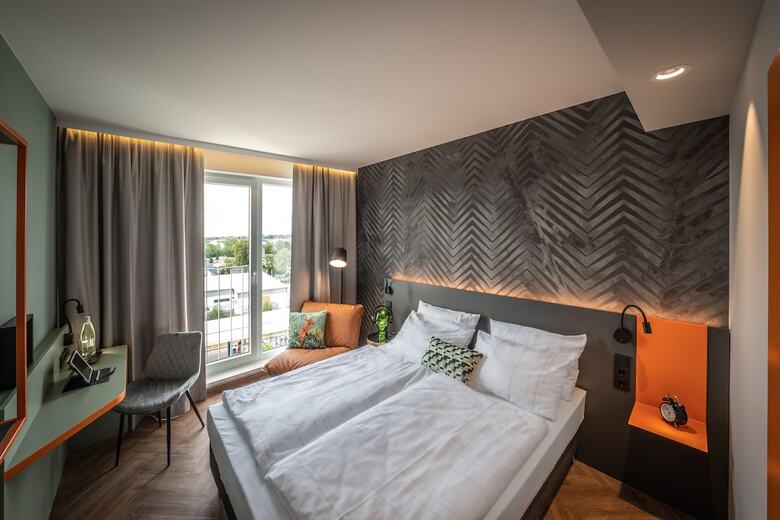 Loginn Hotel Berlin Airport