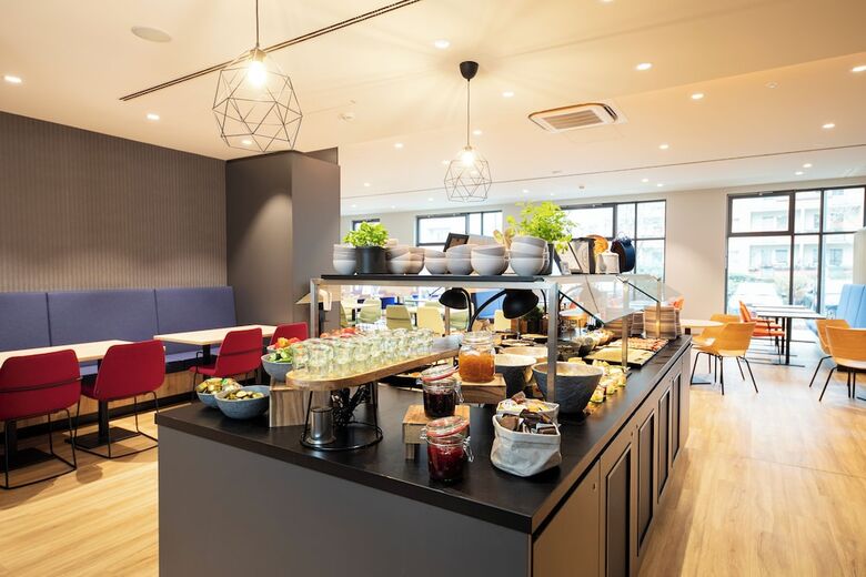 Loginn Hotel Berlin Airport