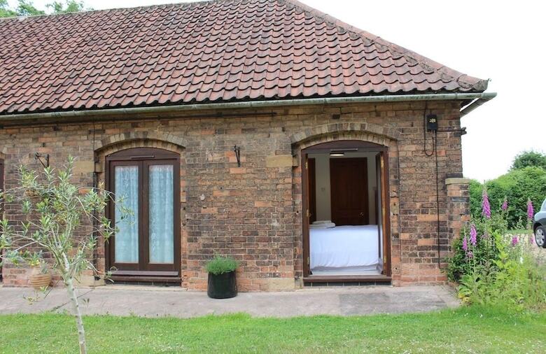 Holly Lodge