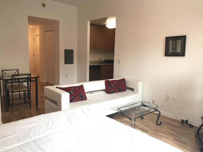 Aparthotel Downtown Luxury Suites
