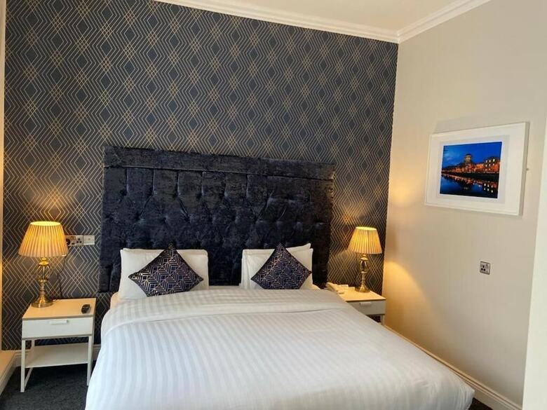 St George Hotel