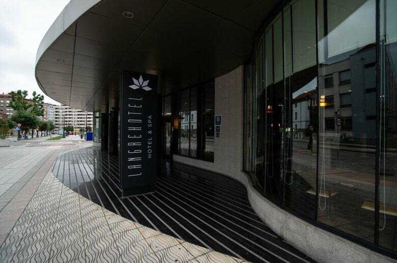 Azz Asturias Langrehotel & Spa