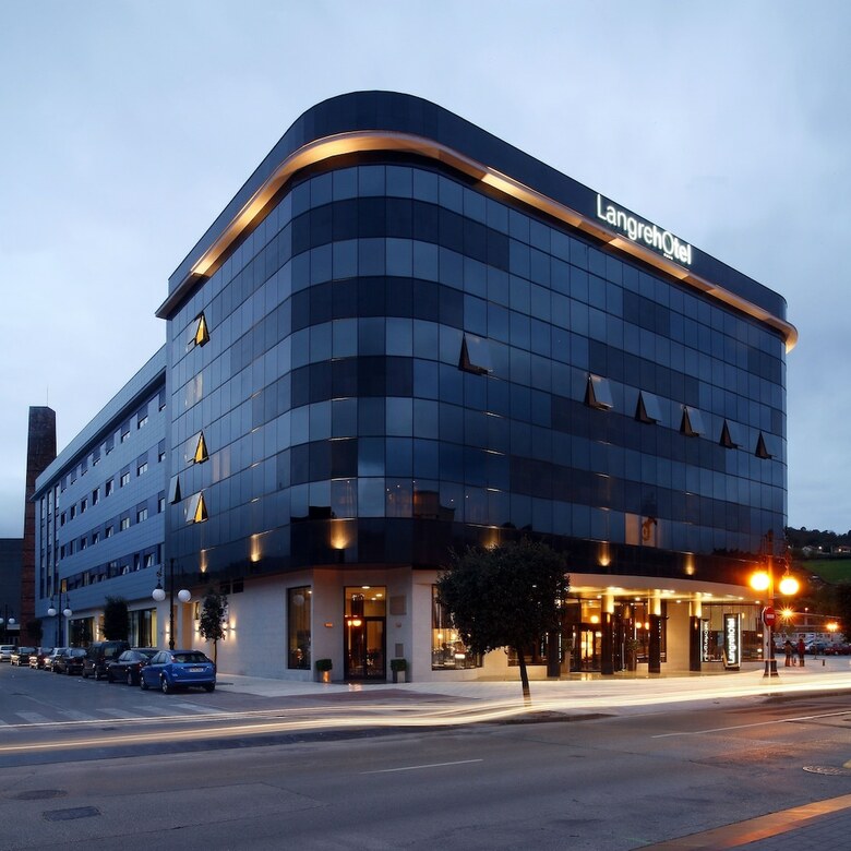 Azz Asturias Langrehotel & Spa