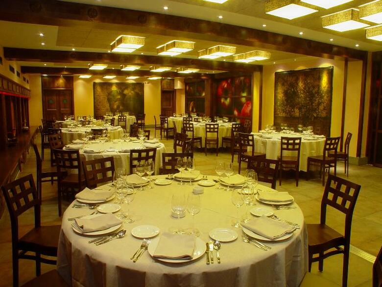 Azz Asturias Langrehotel & Spa