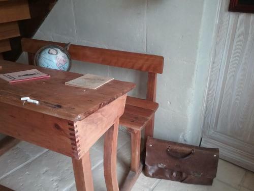 Hostal Ecole De Mathuna De Marigny Brizay