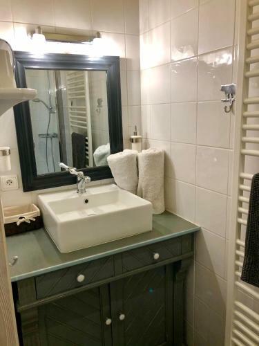 Hostal Ecole De Mathuna De Marigny Brizay