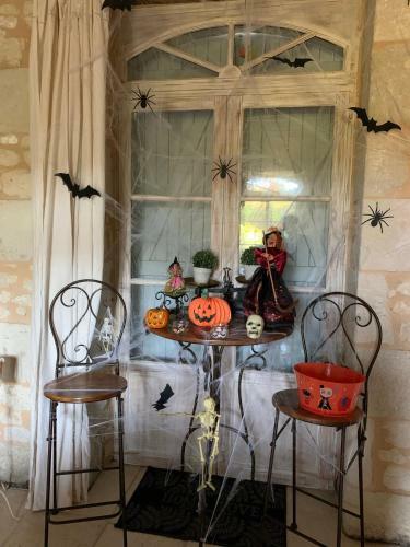 Hostal Ecole De Mathuna De Marigny Brizay