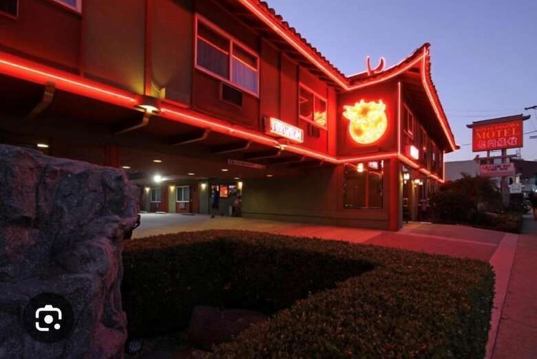 Hotel Royal Pagoda Motel