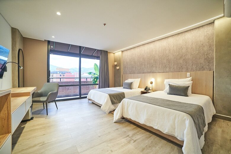 Eutopiq Hotel