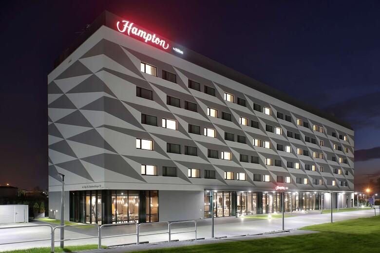 Hotel Hampton By Hilton Krakow Airport