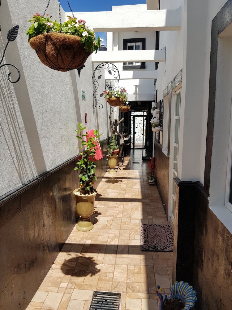 Hotel Tres Sof�as