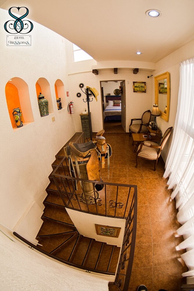 Hotel Tres Sof�as